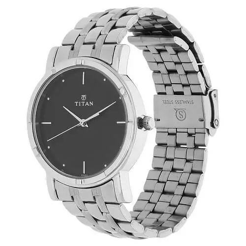 Titan Karishma 1639SM02 Analog Watch